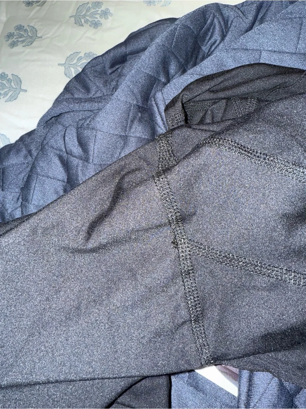 Free People Movement Free Style Shrug Thumb Holes ✨ Worn Once✨ Very Flattering!